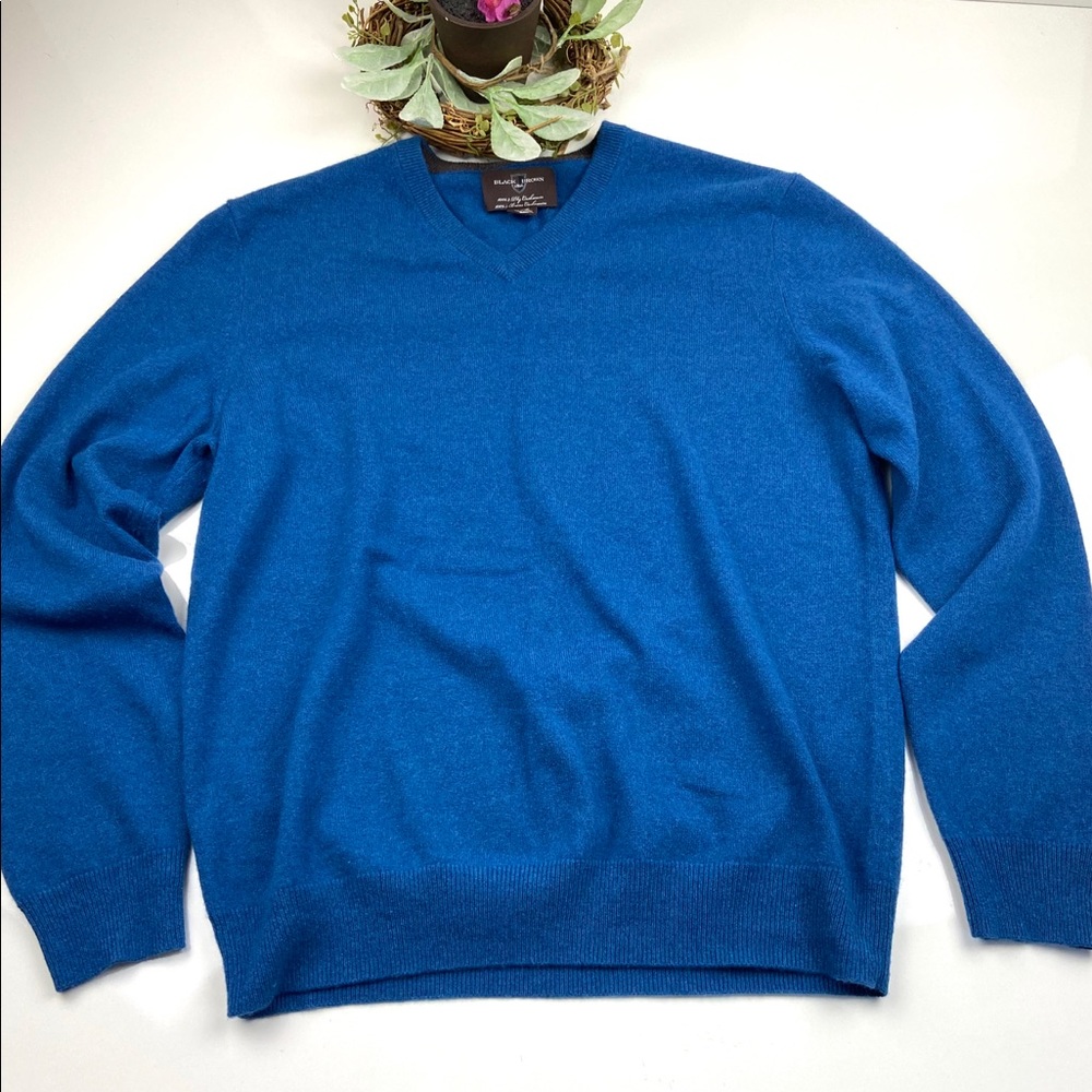 Black Brown 1826 100% Cashmere V Neck size Medium